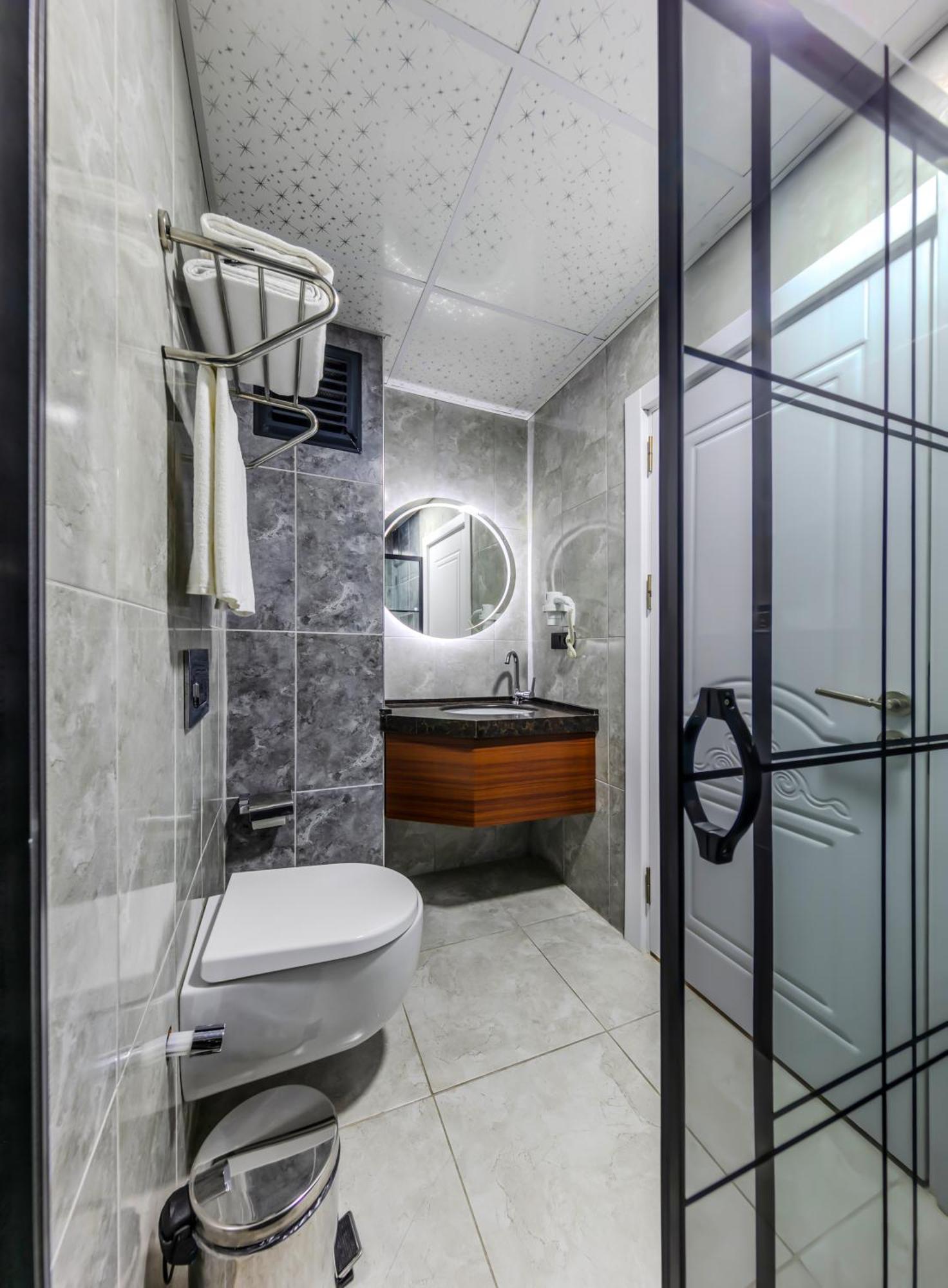 Med Life Hotel Istanbul Airport Arnavutkoy Экстерьер фото