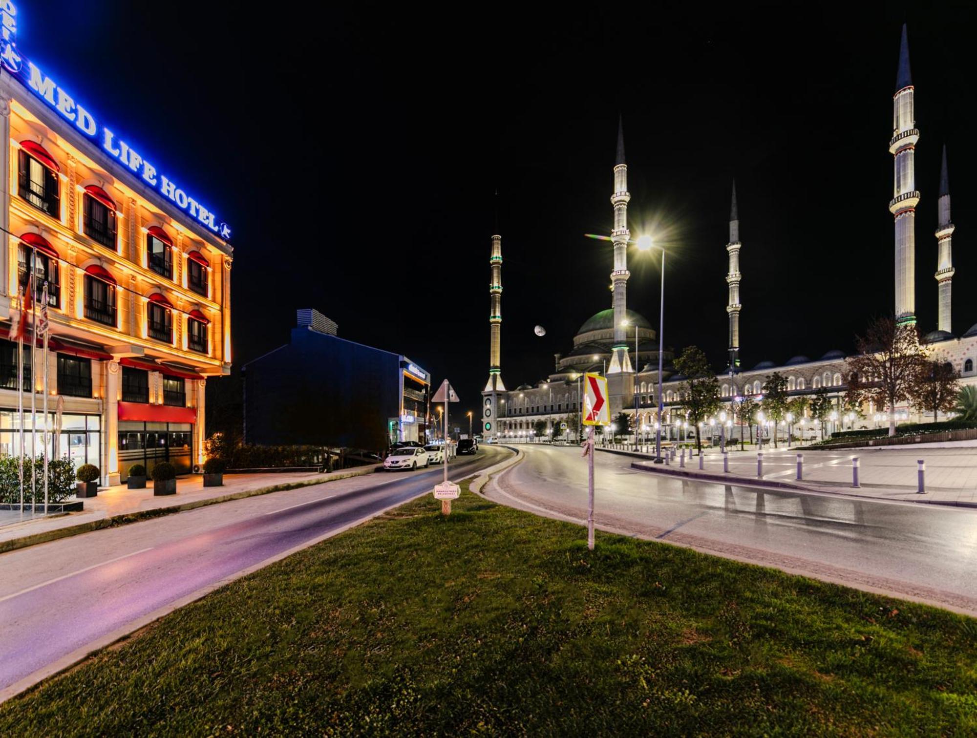 Med Life Hotel Istanbul Airport Arnavutkoy Экстерьер фото